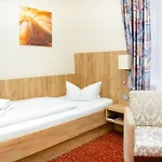 Waldhotel فندق 3*