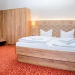 Hotel Waldhotel