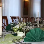 Waldhotel فندق
