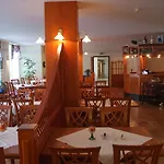 Waldhotel فريدريشرودا