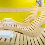 Waldhotel فندق فريدريشرودا