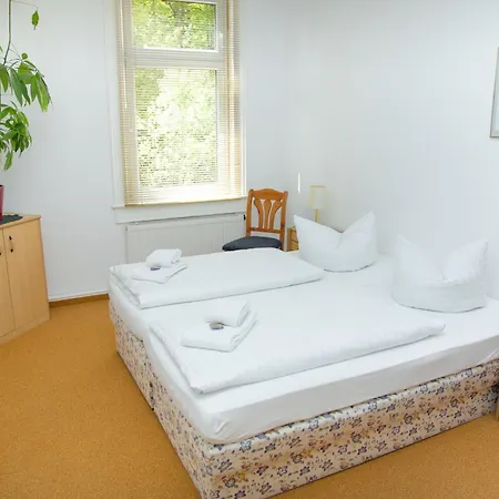 Waldhotel 3*