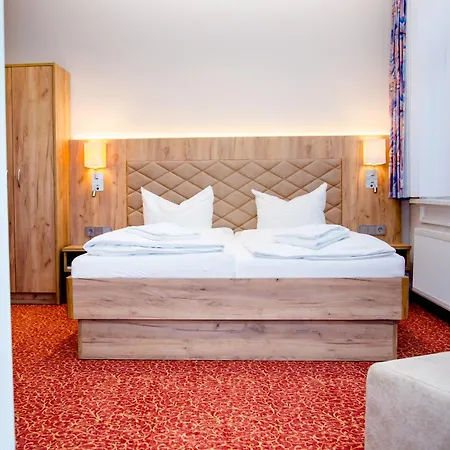 Waldhotel Otel 3*