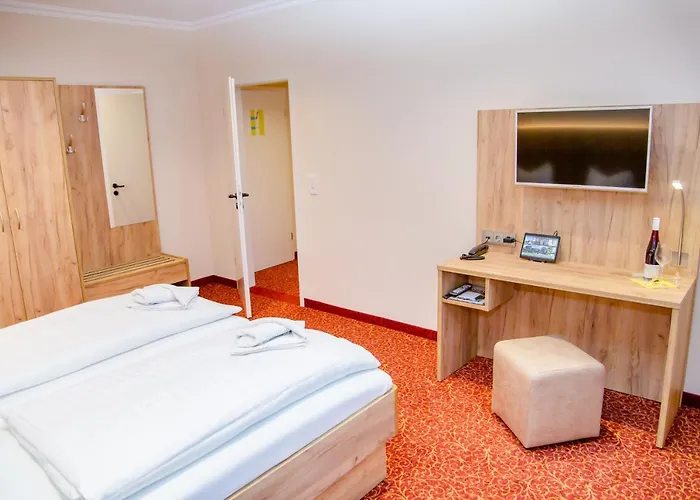 Waldhotel Szálloda 3*